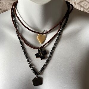 American Eagle 3 pc necklace